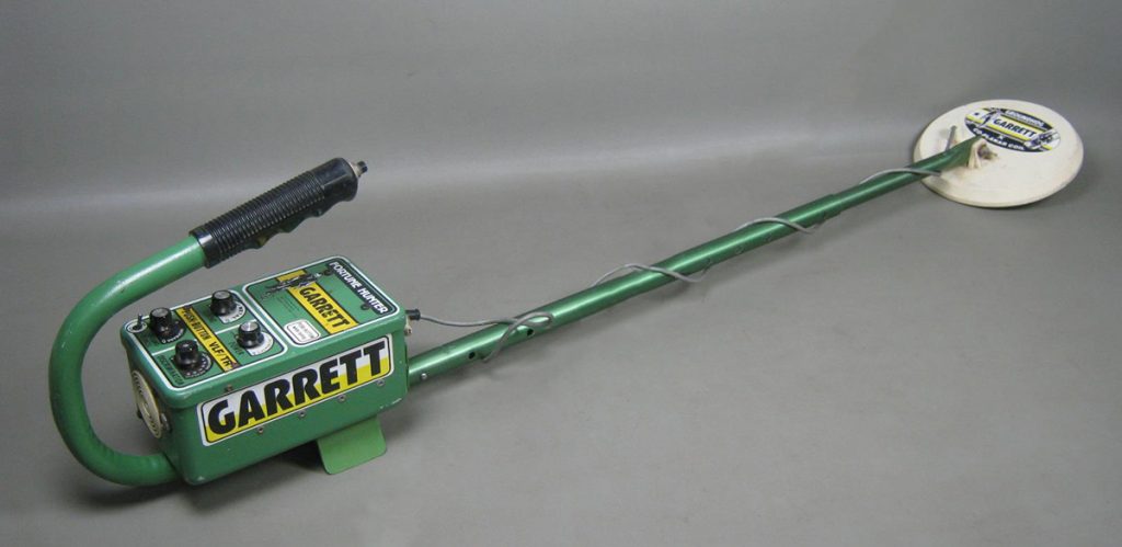 Modelo antiguo detector de metales